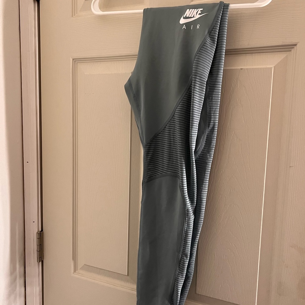 Nike air mesh leggings - Picture 3 of 8